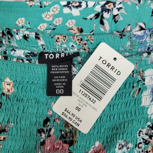 NWT Torrid Floral Off Shoulder Babydoll Blouse - Picture 2 of 6